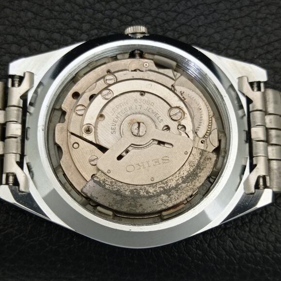 Vintage 1992 Seiko Automatic Mens Silver Watch W/daydate & Green accents - Picture 9 of 10